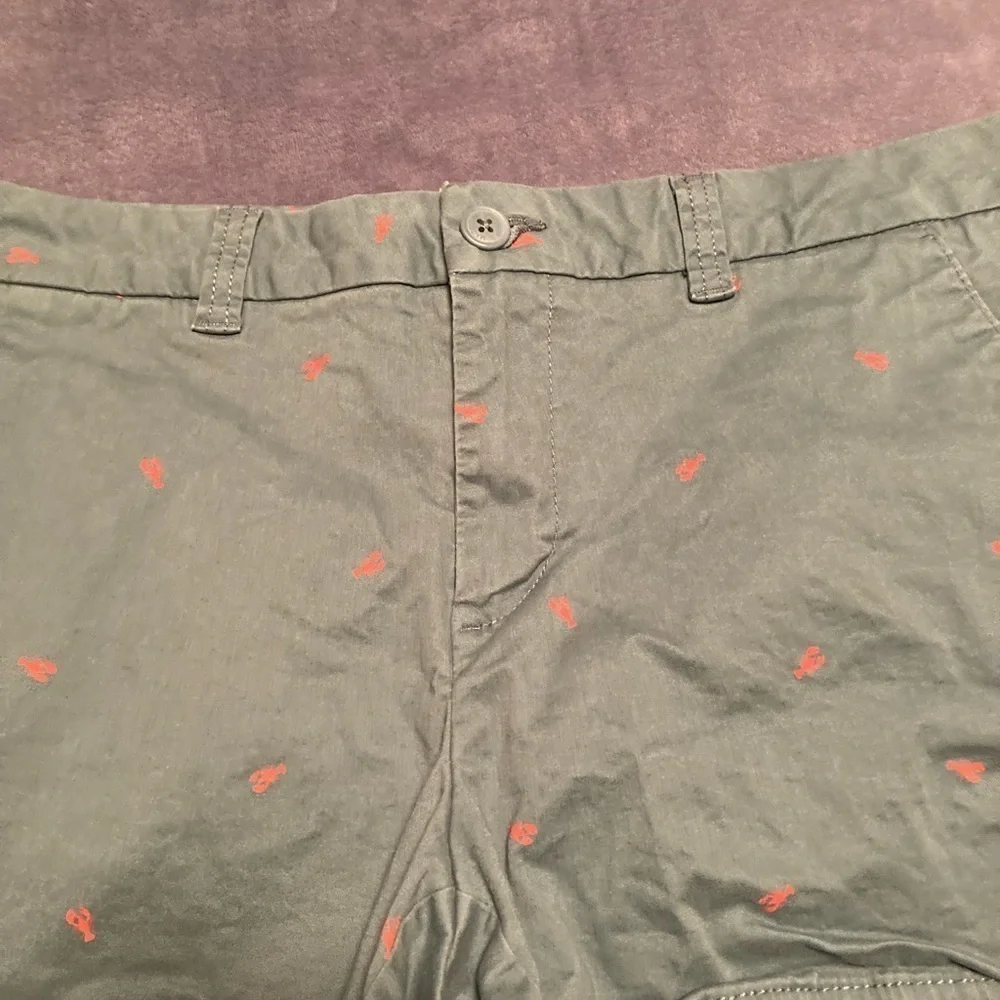 Magellan Outdoors Size 12 Periwinkle Lobster Print Shorts